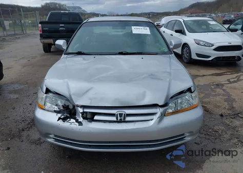 2001 Honda Accord 2.3 Lx from USA, damaged, VIN 1HGCG56491A098359